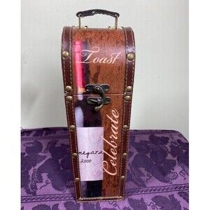 2014 Pfaltzgraff Wood Wine Box Leather Handle Hook Hasp Latch Closure Celebrate